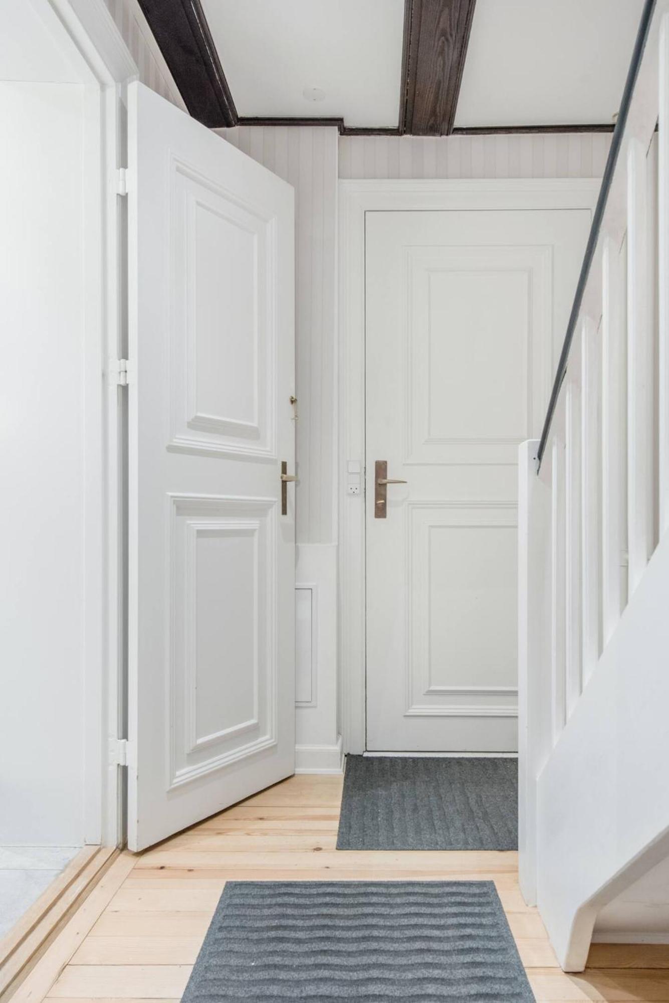 Connected Luxury In Historical Townhouse København